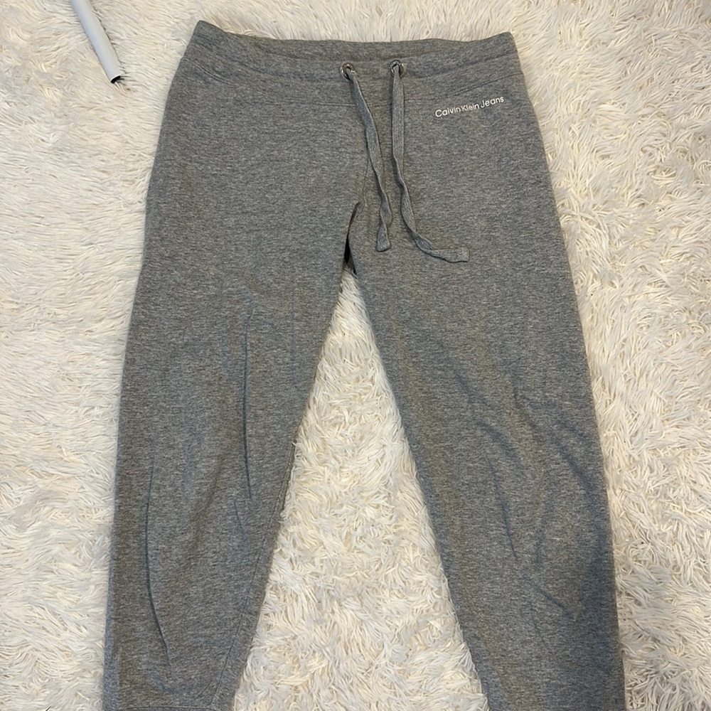 Women’s Calvin Klein Jeans light grey joggers
